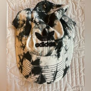 Adidas baseball hat never worn!